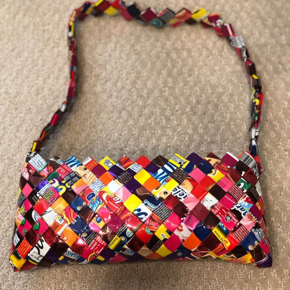 Handmade wrapper purse - Picture 2 of 3